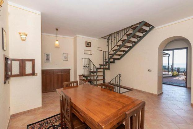 Casa Vacanze Montedoro 蒙蒂菲阿斯科尼 外观 照片